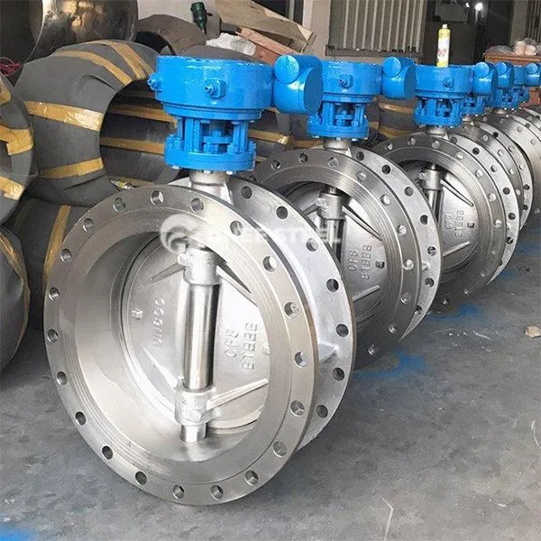 فلانجڈ ٹرپل آفسیٹ تتلی والوز